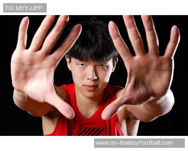 徐长锁盛赞杨瀚森夏联表现展现强大适应能力引发全队骄傲