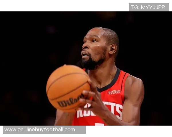 杜兰特回应前NBA球员批评阿门斗殴事件引发热议与争论