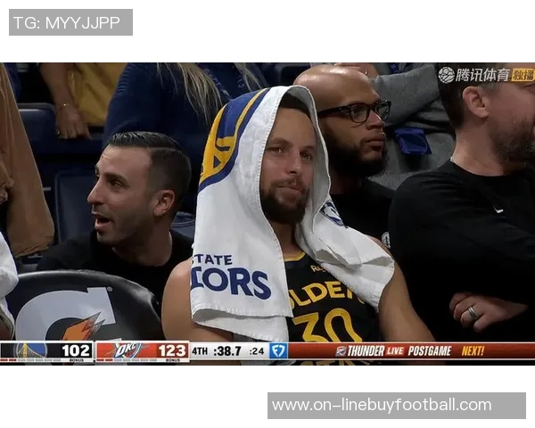 勇士库里复出迎战雷霆球队攻防兼备争夺胜利