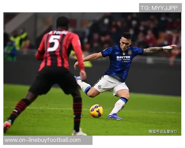 邓弗里斯恐缺席米兰德比奥古斯托有望替代出战位置